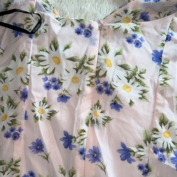 FOREVER 21 dress floral flowers fully lined CUTE - Picture 5 of 6